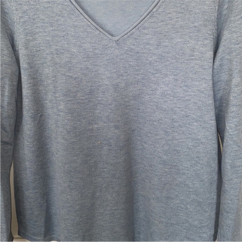 Chico’s Blue Top - Picture 3 of 5